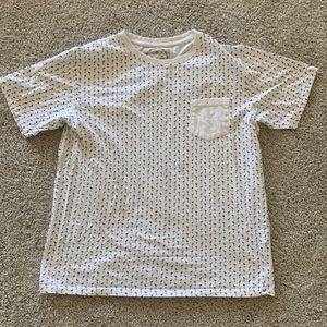 XL White Native Code Breast Pocket T-Shirt with Flamingo Print Pattern